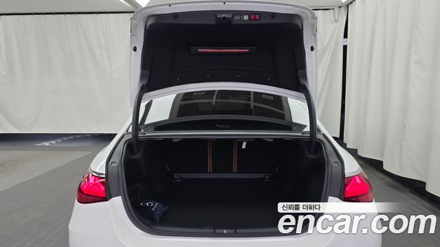 Mercedes-Benz E-Class (W214) E300 4MATIC AMG Line 2024 — фото 18