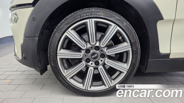 MINI Cooper S Clubman Standard 2nd 2018 — фото 5