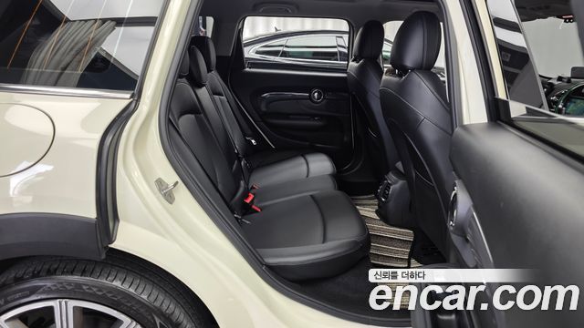 MINI Cooper S Clubman Standard 2nd 2018 — фото 16