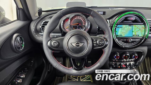 MINI Cooper S Clubman Standard 2nd 2018 — фото 17