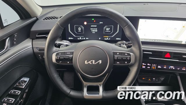 Kia K5 (III) 1.6 Turbo Noblesse 2025 — фото 13