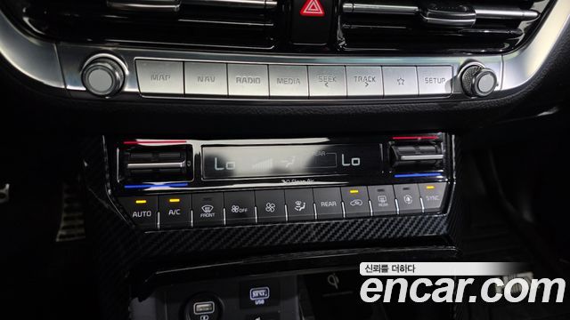 Kia Mohave The Master Diesel 3.0 4WD 7-Seater Masters Gravity 2023 — фото 33