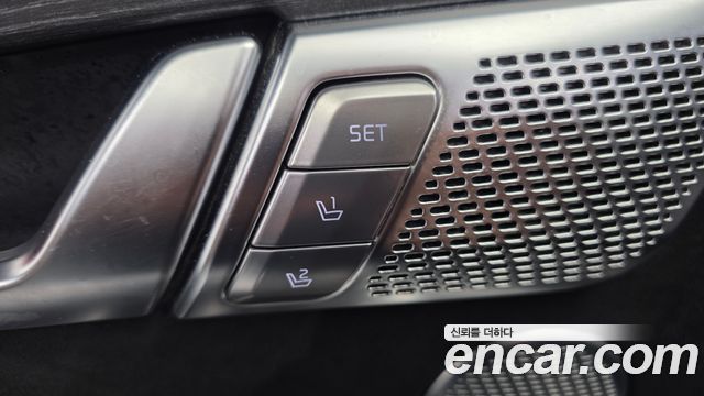 Kia Mohave The Master Diesel 3.0 4WD 7-Seater Masters Gravity 2023 — фото 35
