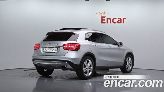 Mercedes-Benz GLA-Class (X156) GLA200 d 4MATIC 2016 — фото 2