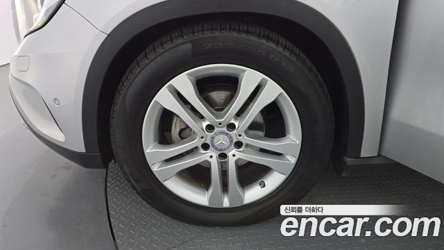 Mercedes-Benz GLA-Class (X156) GLA200 d 4MATIC 2016 — фото 5