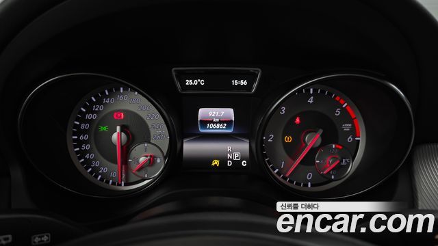 Mercedes-Benz GLA-Class (X156) GLA200 d 4MATIC 2016 — фото 8