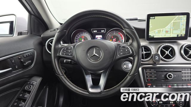 Mercedes-Benz GLA-Class (X156) GLA200 d 4MATIC 2016 — фото 13
