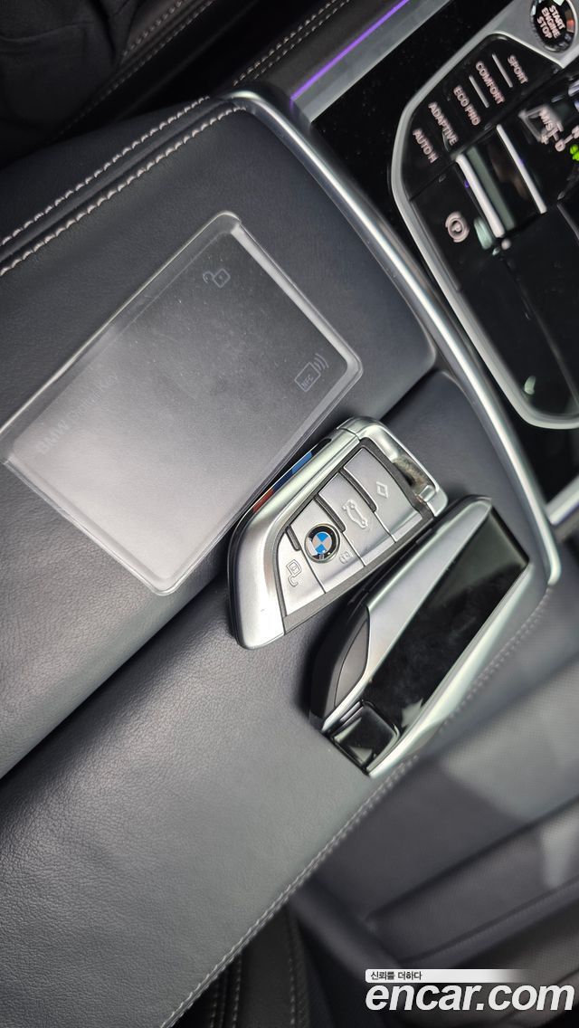BMW 8 Series (G15) M850i xDrive Gran Coupe 2023 — фото 17