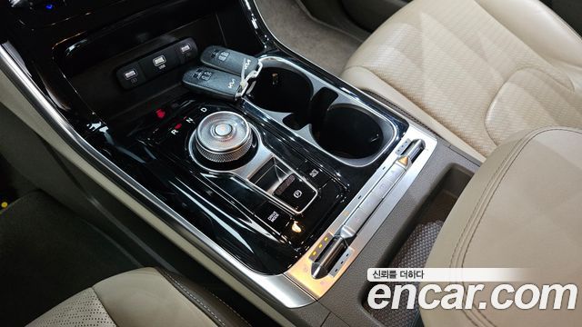 Kia Carnival (IV) Diesel 7-Seater Signature 2023 — фото 9