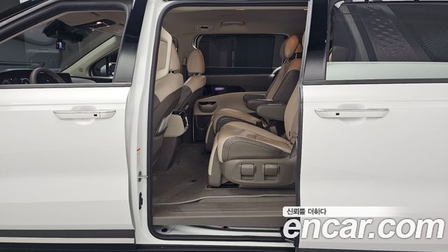 Kia Carnival (IV) Diesel 7-Seater Signature 2023 — фото 12