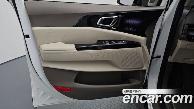 Kia Carnival (IV) Diesel 7-Seater Signature 2023 — фото 24