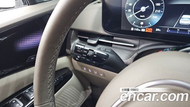 Kia Carnival (IV) Diesel 7-Seater Signature 2023 — фото 28