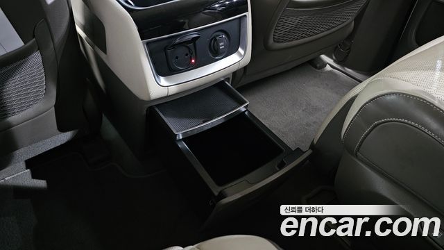 Kia Carnival (IV) Diesel 7-Seater Signature 2023 — фото 32