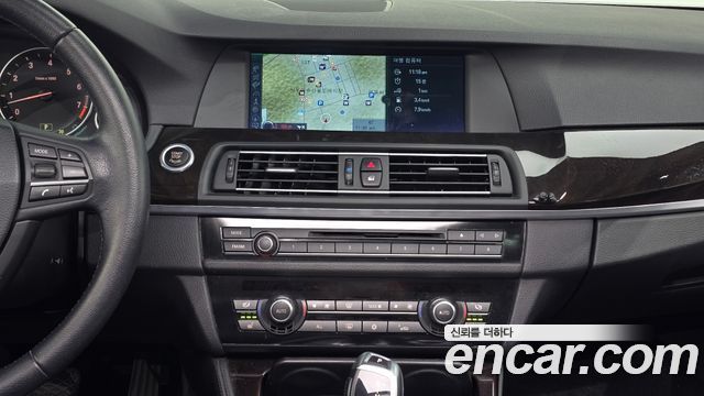 BMW 5 Series (F10) 528i 2011 — фото 14