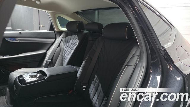 Genesis G80 (RG3) Gasoline 2.5 Turbo AWD 2023 — фото 12