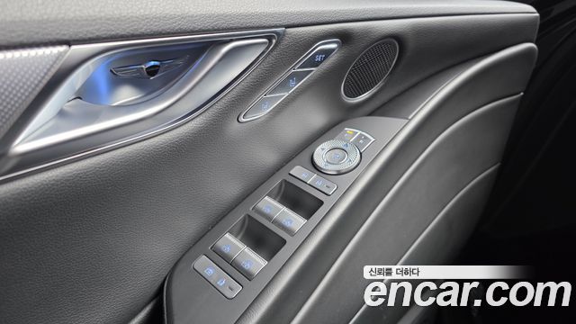 Genesis G80 (RG3) Gasoline 2.5 Turbo AWD 2023 — фото 18