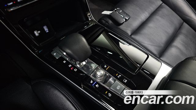 Kia K7 Premier Hybrid Prestige 2021 — фото 9