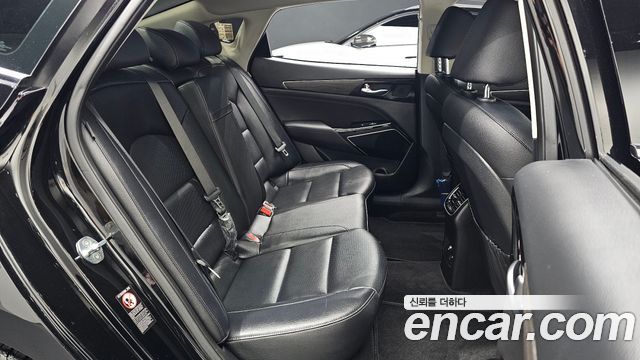 Kia K7 Premier Hybrid Prestige 2021 — фото 11