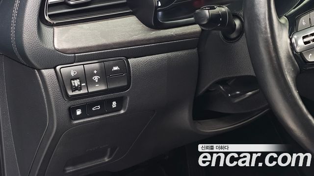 Kia K7 Premier Hybrid Prestige 2021 — фото 16