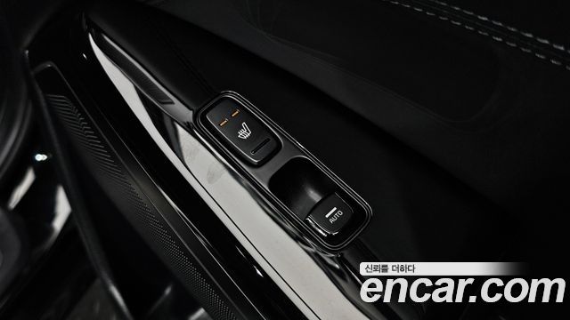 Kia K7 Premier Hybrid Prestige 2021 — фото 17
