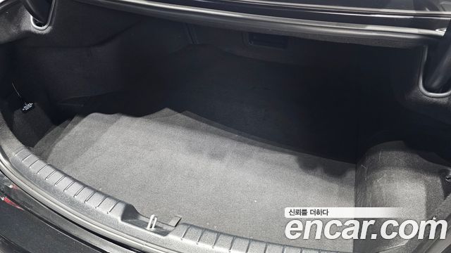 Kia K7 Premier Hybrid Prestige 2021 — фото 20