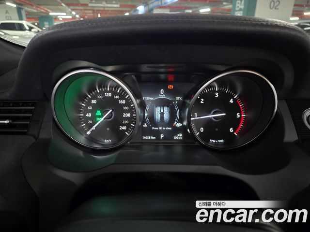 Land Rover Range Rover Evoque 2.0 TD4 HSE Dynamic Convertible 2017 — фото 8
