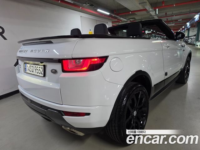 Land Rover Range Rover Evoque 2.0 TD4 HSE Dynamic Convertible 2017 — фото 16