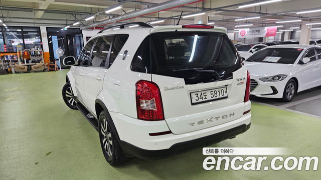 KG Mobility (SsangYong) Rexton W 2.0 4WD RX7 Luxury 2014 — фото 2