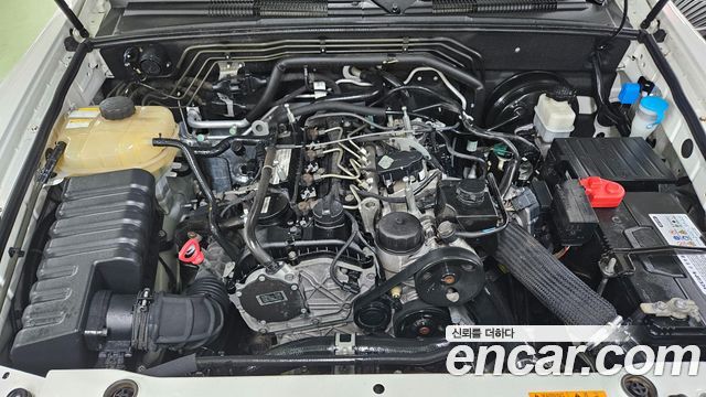 KG Mobility (SsangYong) Rexton W 2.0 4WD RX7 Luxury 2014 — фото 6