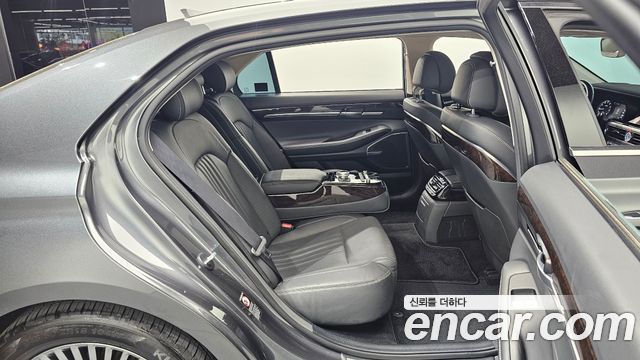 Genesis G90 3.8 AWD Luxury 2019 — фото 11