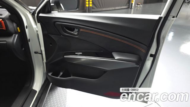 KG Mobility (SsangYong) Tivoli Air 1.5 2WD A7 2024 — фото 24