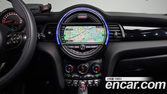MINI Cooper 5Door HIGH 3rd 2019 — фото 14