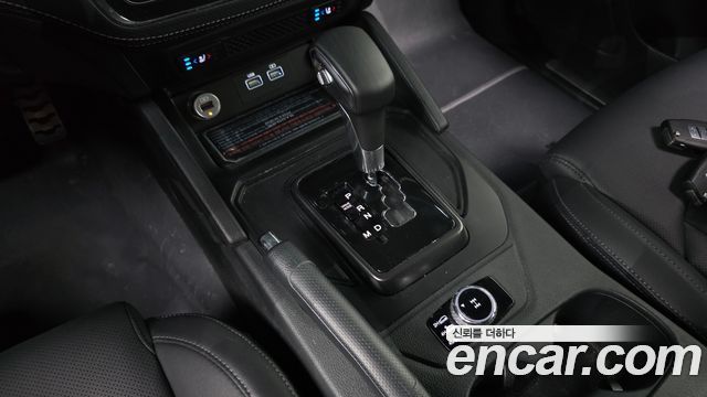 KG Mobility (SsangYong) Rexton Sports Khan Diesel 2.2 4WD Prestige 2022 — фото 9