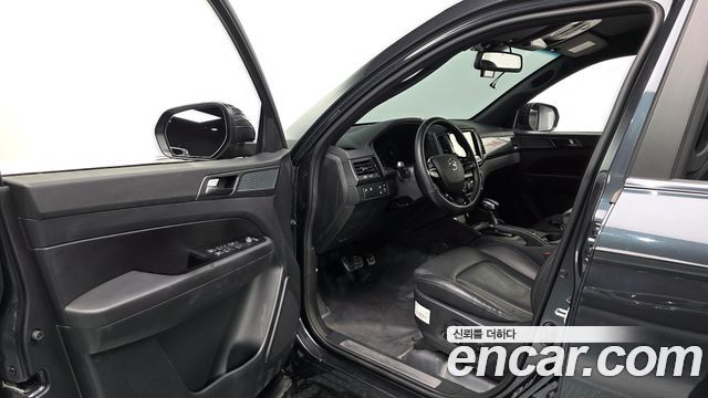 KG Mobility (SsangYong) Rexton Sports Khan Diesel 2.2 4WD Prestige 2022 — фото 10