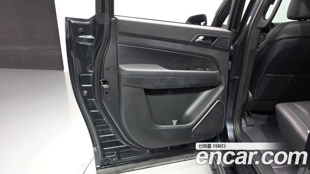 KG Mobility (SsangYong) Rexton Sports Khan Diesel 2.2 4WD Prestige 2022 — фото 25