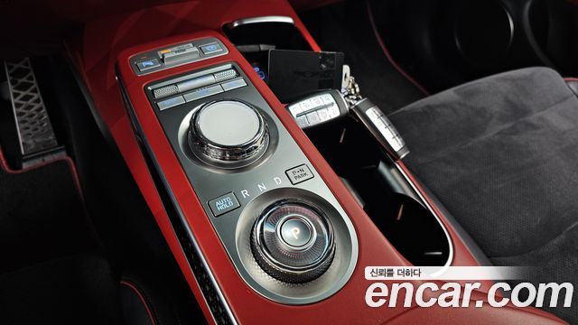 Genesis GV70 2.5T Gasoline AWD 2022 — фото 9