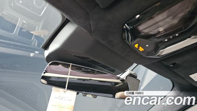 BMW 7 Series (G70) 740i sDrive Design Pure Excellence 2023 — фото 18