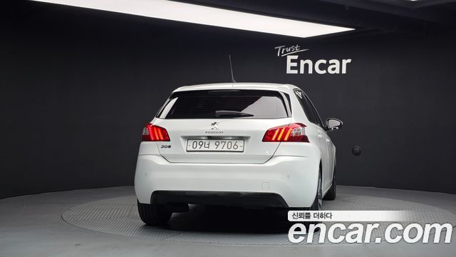 Peugeot 308 (II) 1.6 BlueHDi Allure 2017 — фото 4