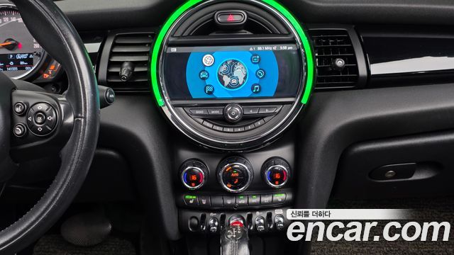 MINI Cooper Convertible Standard 3rd Generation 2019 — фото 14