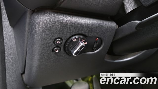 MINI Cooper Convertible Standard 3rd Generation 2019 — фото 17