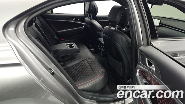 Genesis G70 Shooting Brake Gasoline 2.5T 4WD 2024 — фото 11