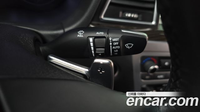 Genesis G80 3.3 GDI Premium Luxury 2018 — фото 17