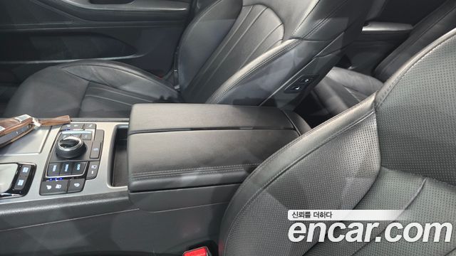 Genesis G80 3.3 GDI Premium Luxury 2018 — фото 30