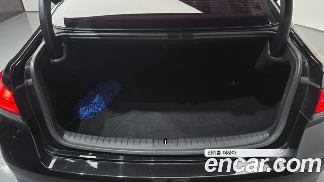 Genesis G80 3.3 GDI Premium Luxury 2018 — фото 32