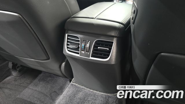 Genesis G80 3.3 GDI Premium Luxury 2018 — фото 33