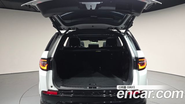 Land Rover Discovery Sport (II) P250 Dynamic SE 2025 — фото 20