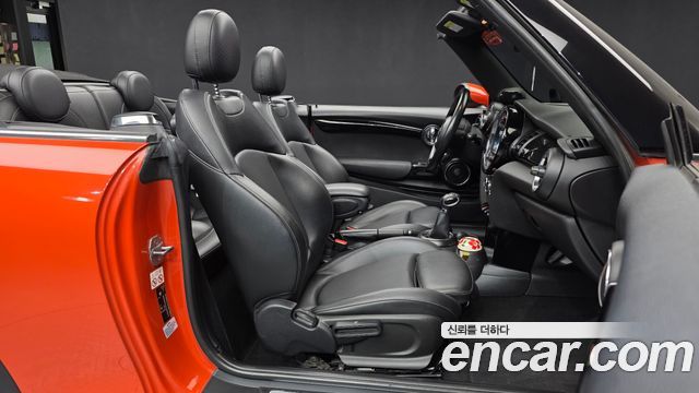 MINI Cooper Convertible Standard 3rd Generation 2019 — фото 11