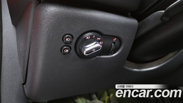 MINI Cooper Convertible Standard 3rd Generation 2019 — фото 18