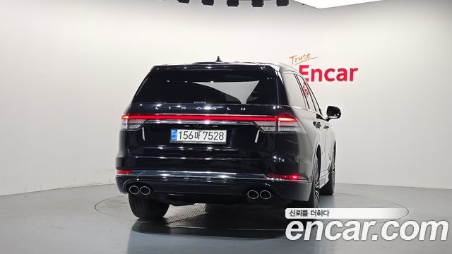 Lincoln Aviator (II) 3.0 Black Label AWD 2022 — фото 4