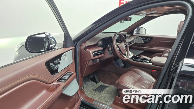 Lincoln Aviator (II) 3.0 Black Label AWD 2022 — фото 10